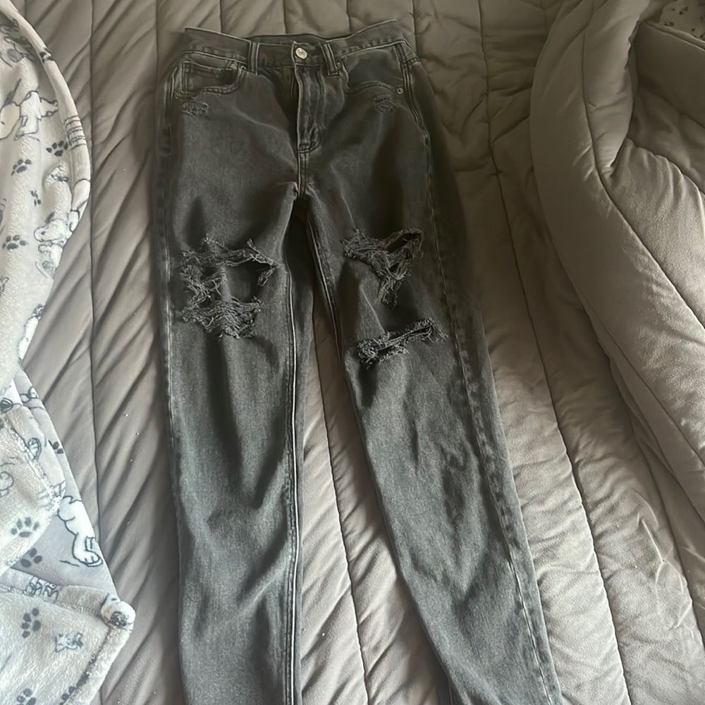 American Eagle Mom Jeans